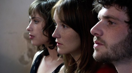 A TROIS ON Y VA PHOTO1