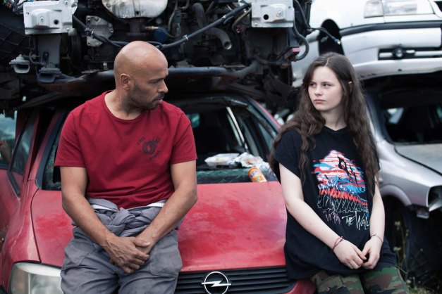 3294416.jpg-r_1920_1080-f_jpg-q_x-xxyxx