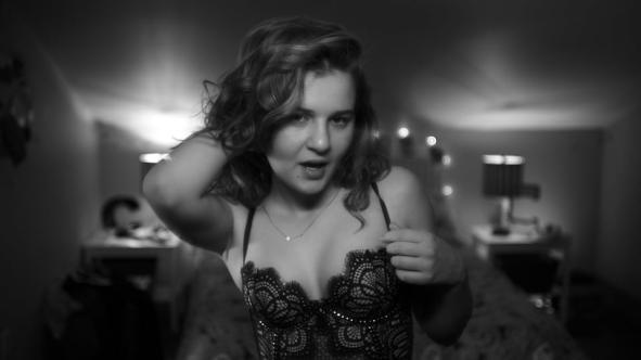 5616015.jpg-r_1920_1080-f_jpg-q_x-xxyxx