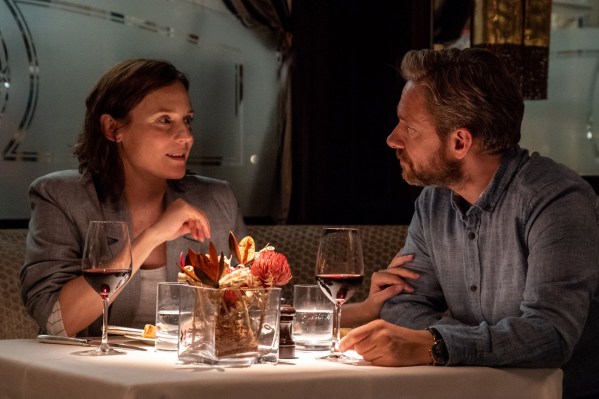 2474039.jpg-r_1920_1080-f_jpg-q_x-xxyxx